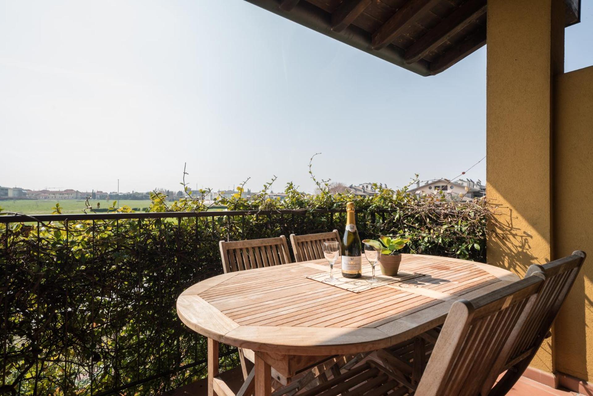 Gardappartamenti - Cascinale With Terrace ديسينسانو ديل غاردا المظهر الخارجي الصورة